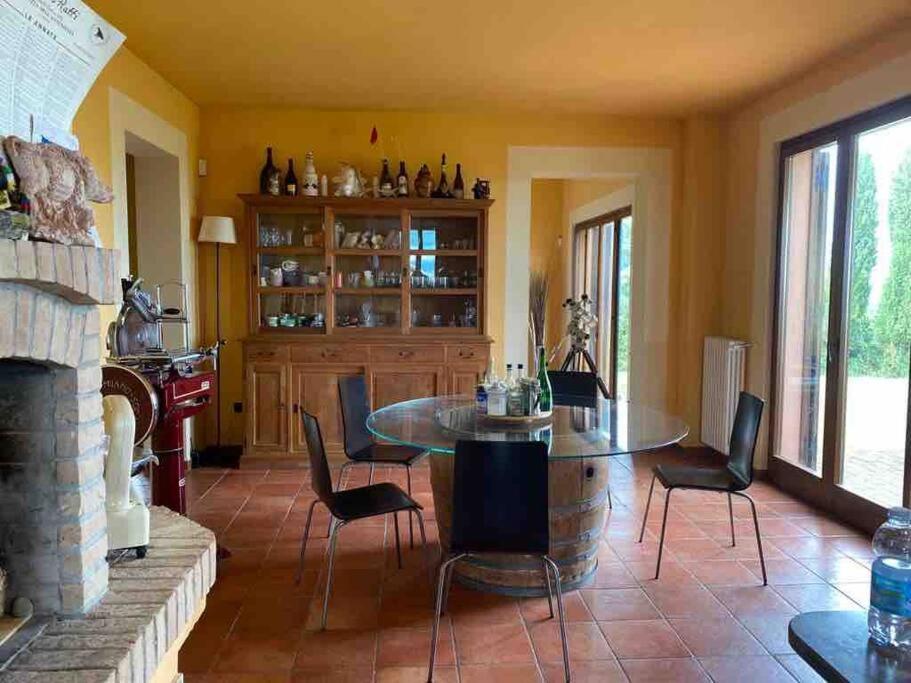 Paradiso Sulle Colline Parmensi Medesano Bagian luar foto