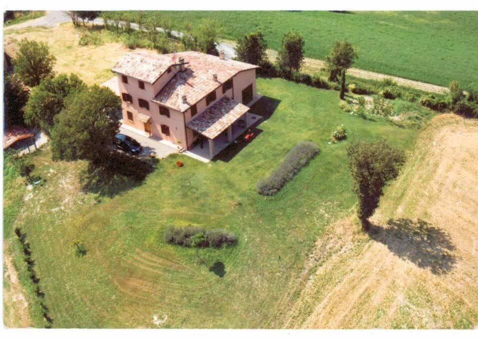 Paradiso Sulle Colline Parmensi Medesano Bagian luar foto